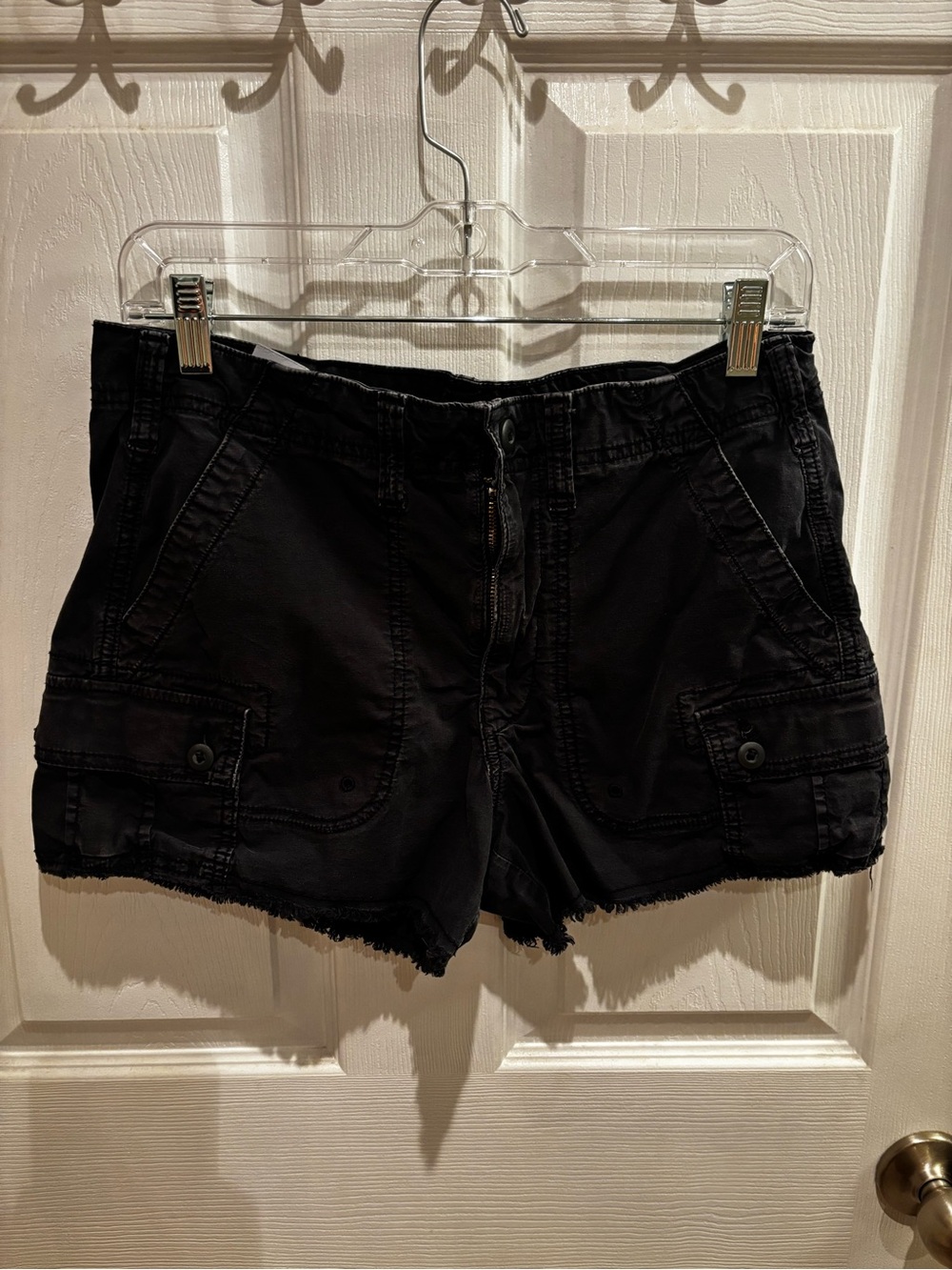 American Eagle Black Cargo Shorts